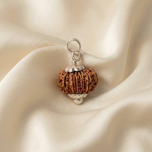 Natural 14 Mukhi Nepali Rudraksha – The Dev Mani for Divine Vision & Foresight