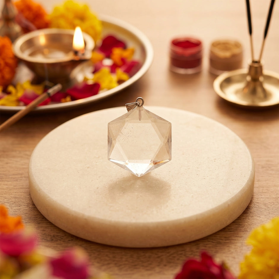 Natural Clear Quartz Star of David Pendant – Clarity & Energy Amplification